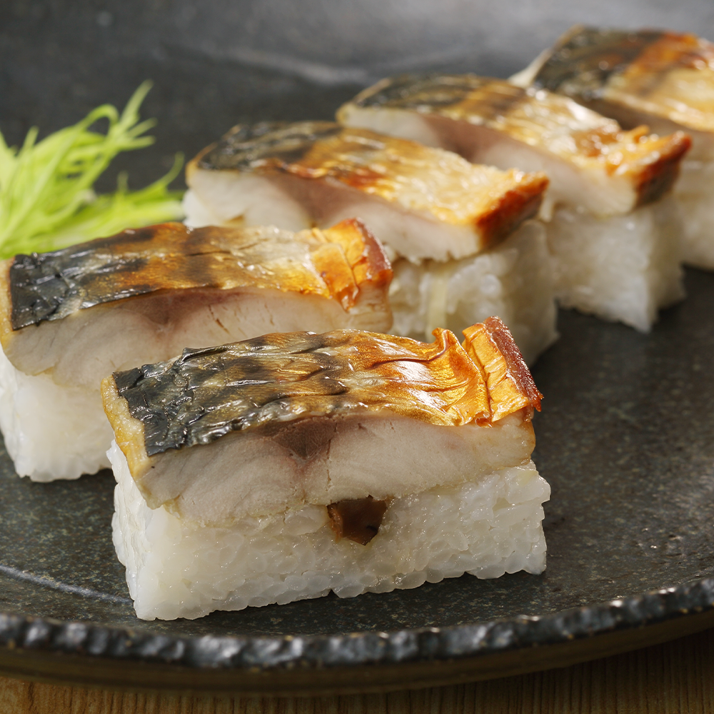 【御膳の達人】北の押し寿司 赤酢 1本 焼き鯖 紙技 お湯で簡単解凍
